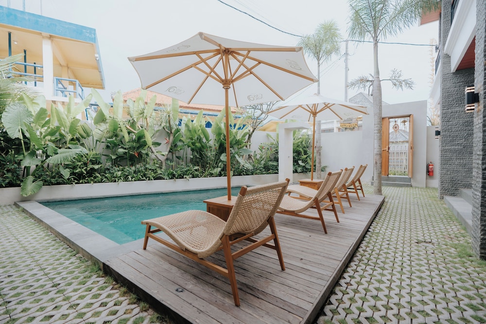 Casa Nika Suites Seminyak