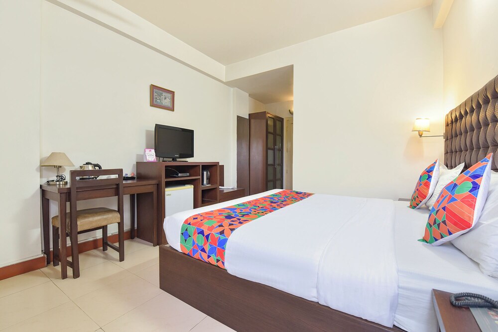 Fabhotel Shikha