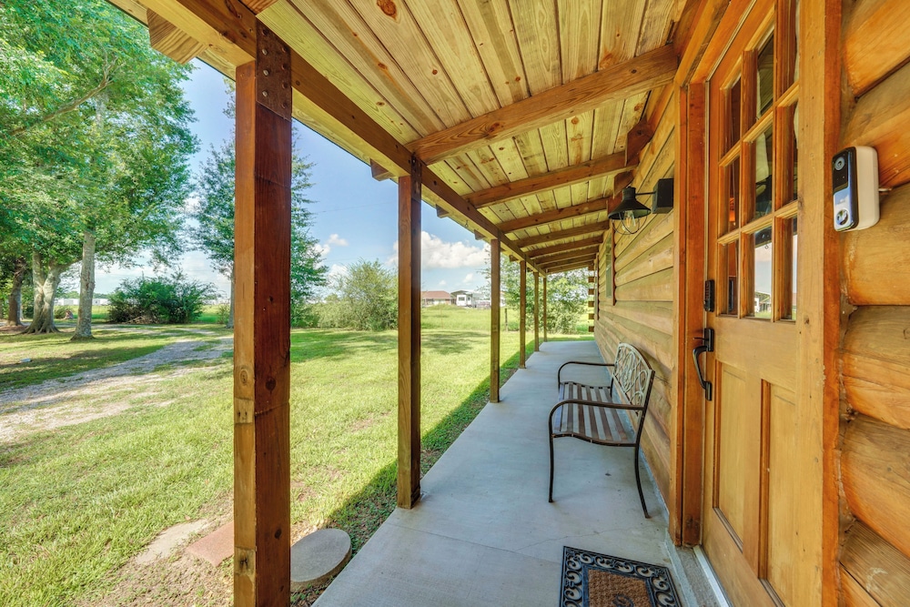 < 1 Mi to Casinos: Countryside Louisiana Getaway!