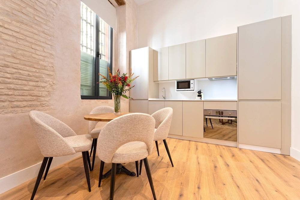 Genteel Home Rodrigo Caro