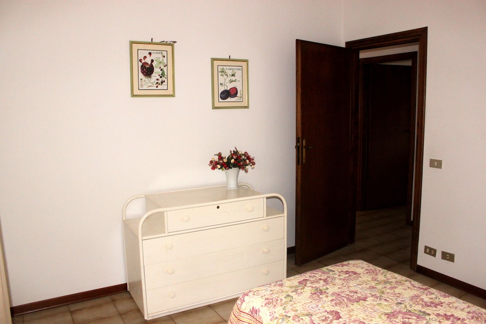 Villa Giovanni view 4