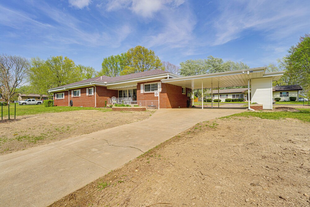 Mid-century 1950s Retreat w/ Carport in Monett!
