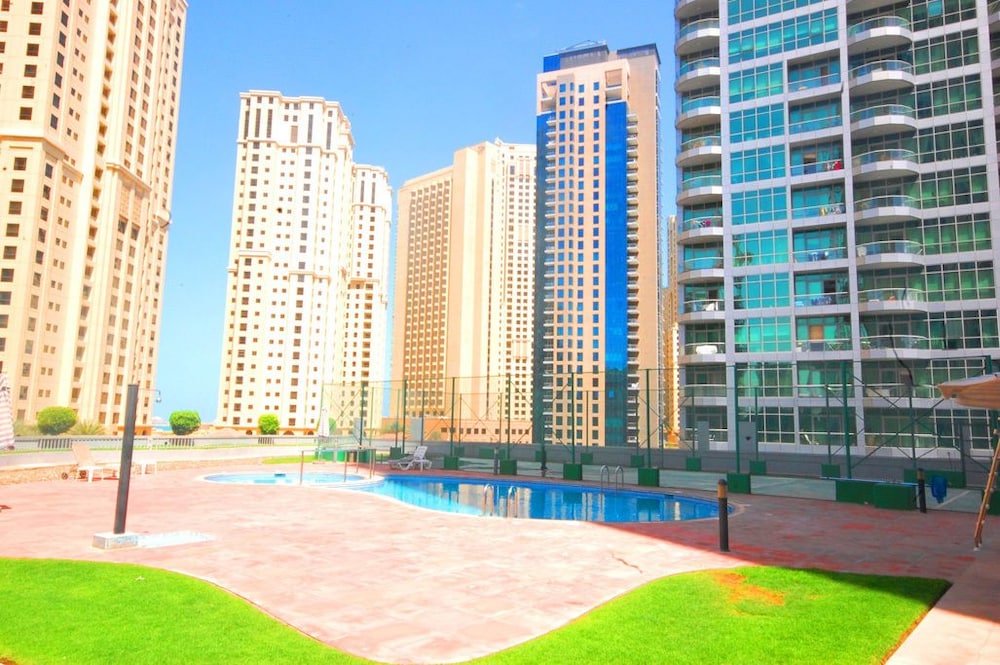Kennedy Towers - Marina Wharf