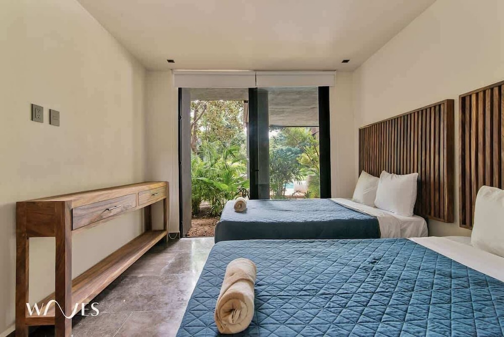 2BR W/private Pool - Steps Away From the Beach