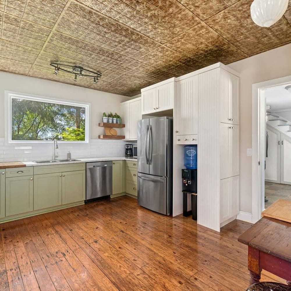 Welcome to Golden Field Farmhouse
