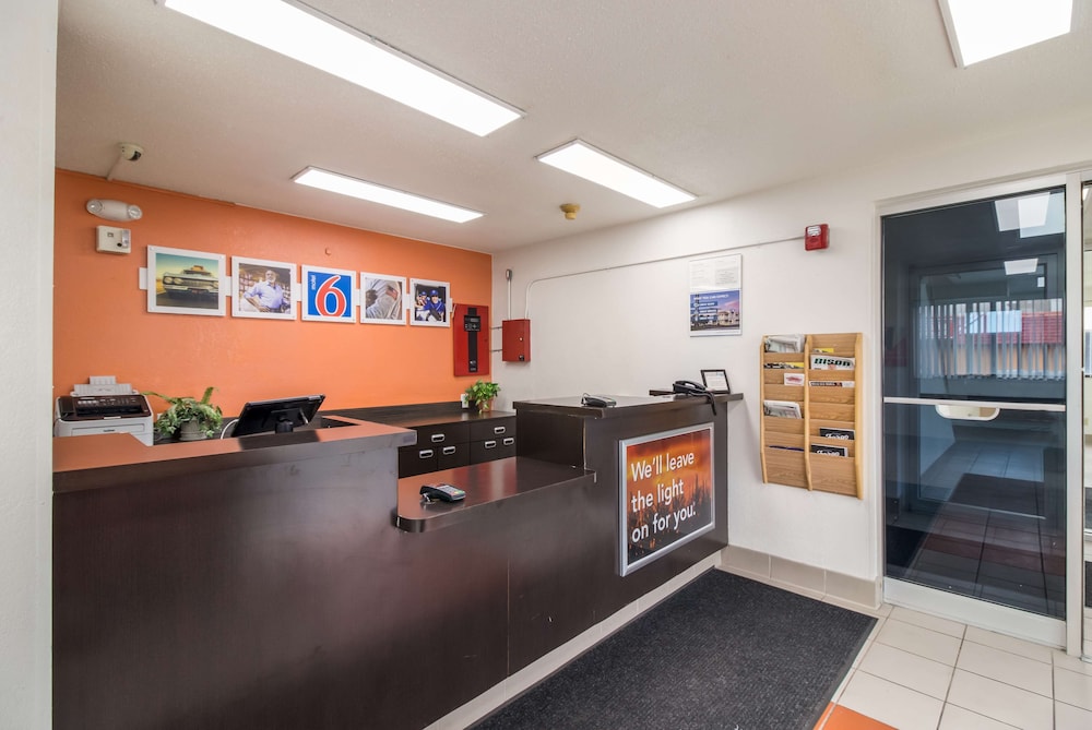Park Inn by Radisson, Fargo West Acres