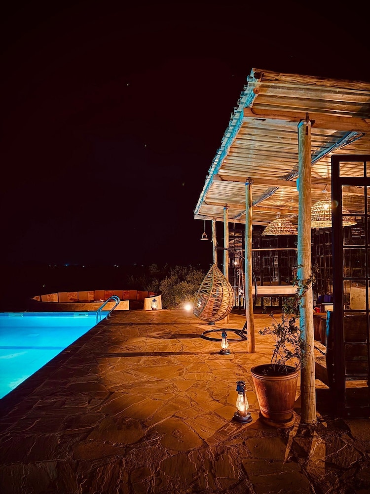 Eco 5 Bedroom 5 Bathroom Nanyuki Farm Villa - 2328