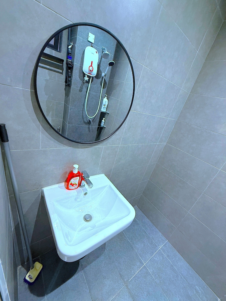Neu Suites By RASBO Galaxy Suites