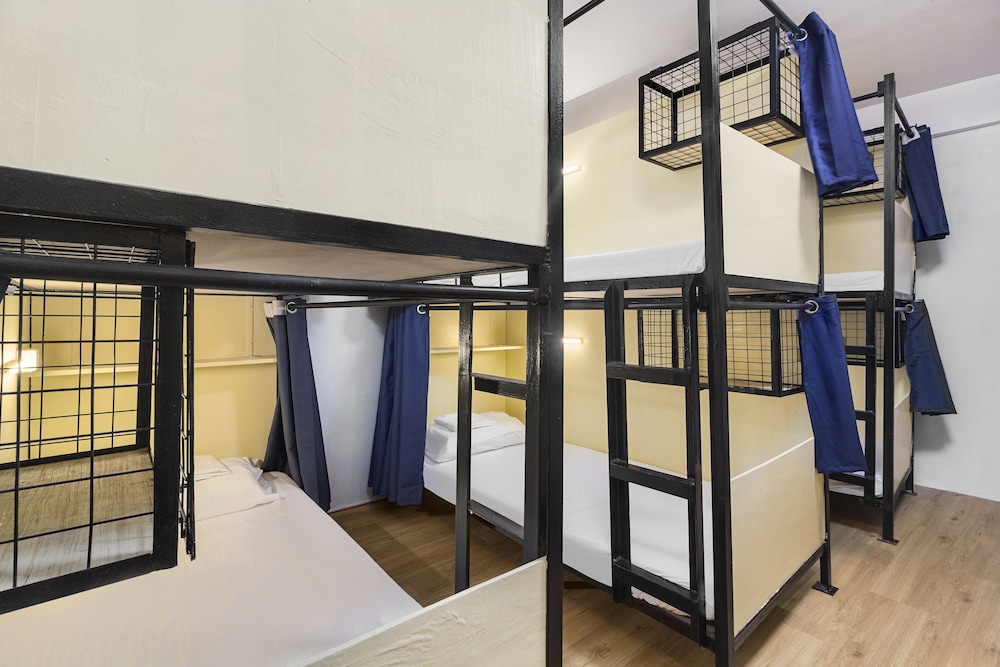 Nomads Hub Coliving Hostel Cebu view 4