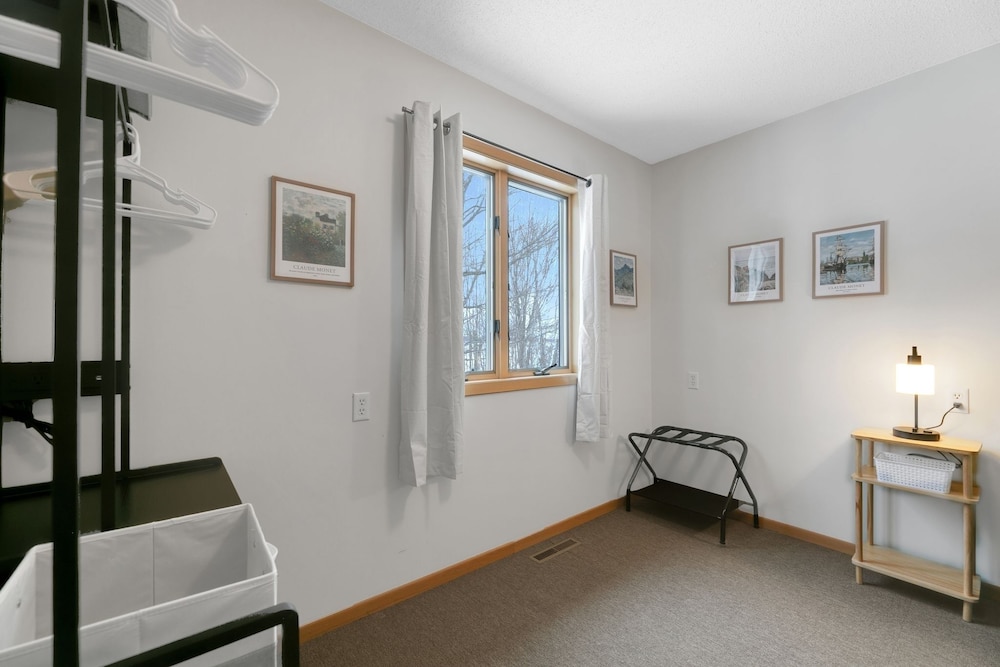 Spacious 8-BR Leech Lake Retreat w/ Game Room