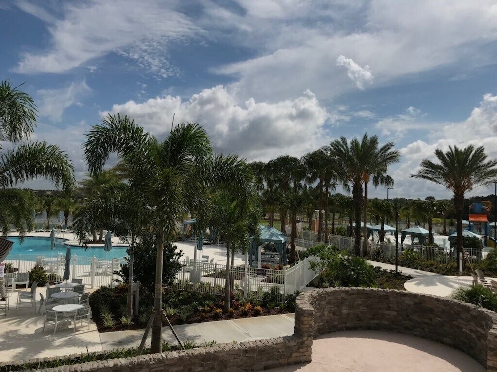 Solara 1706 IHR 1048 - Image 2