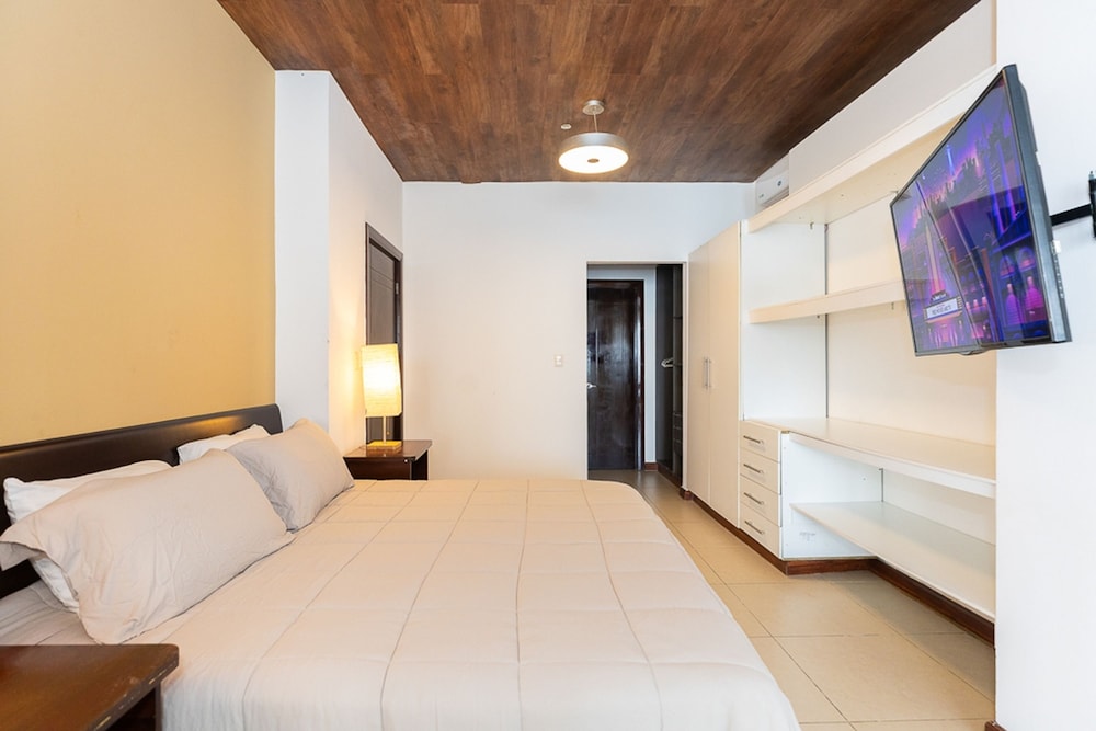The Wataqui Condo by Acomodo 45 Days Minimum