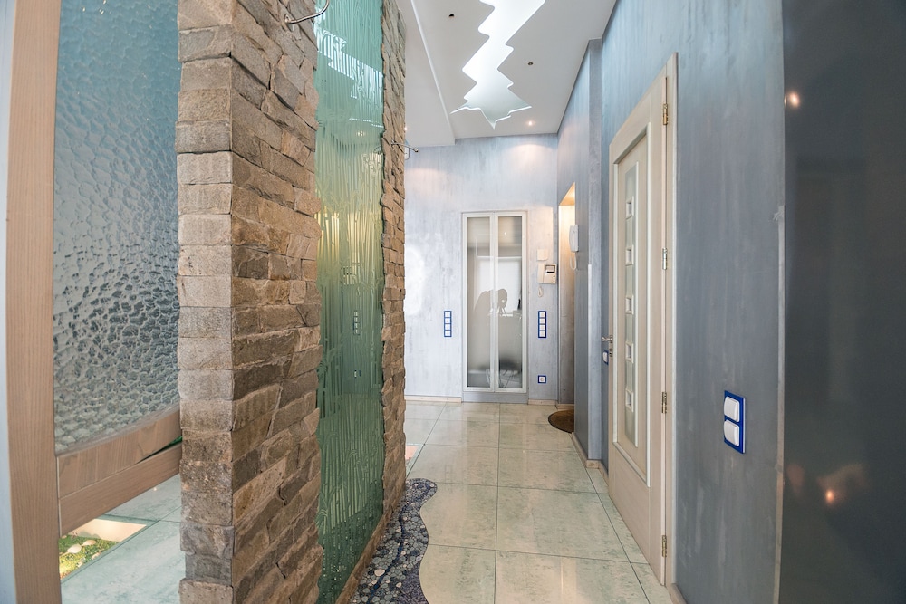 Kiev Accommodation Hotel Service