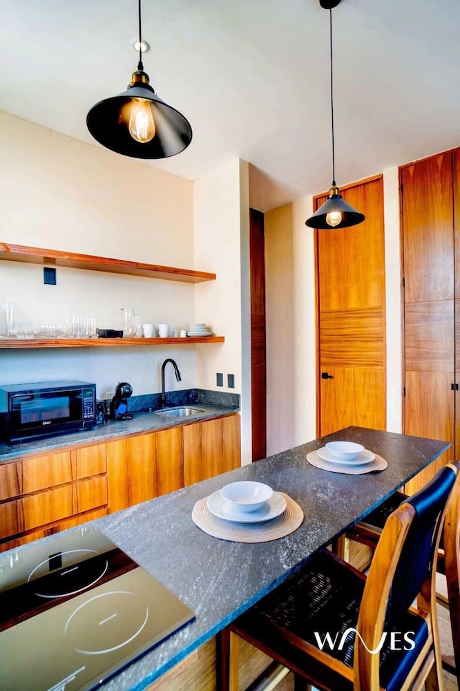 Great Located Studio PH With Private Pool by Waves Management