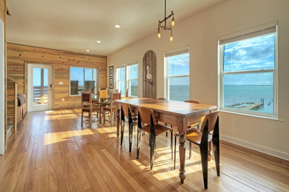 Waterfront w/ Bay Views, Shared Pool & Boat Dock Marlin Madness by Avantstay view 5