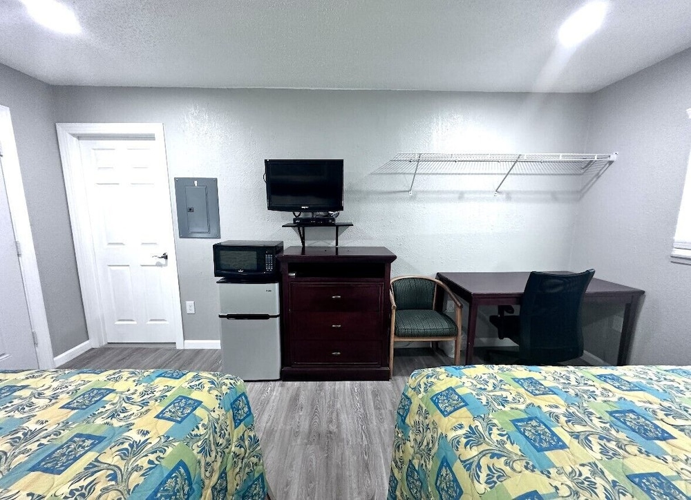 Lemon Bay Motel