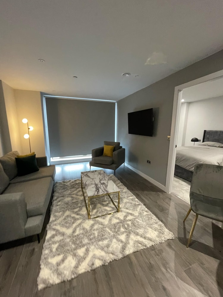 5 Star Brand New Liverpool City Centre Apartment