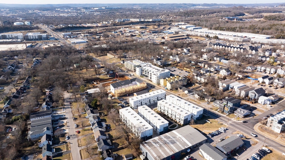 Nashville Vibes 4 Bedroom Townhouse