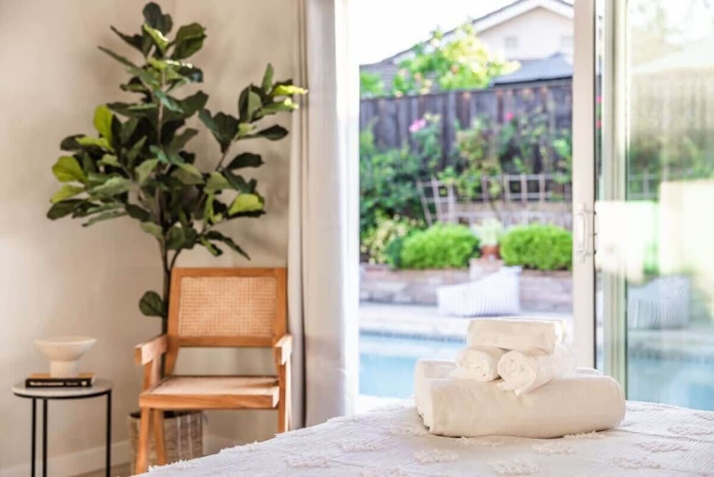 @ Marbella Lane - Vibrant & Chic Designer Home