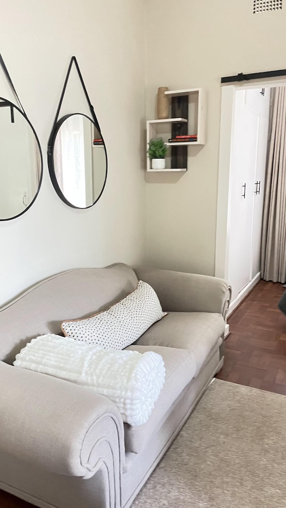 The Comfy Private Place - 2296