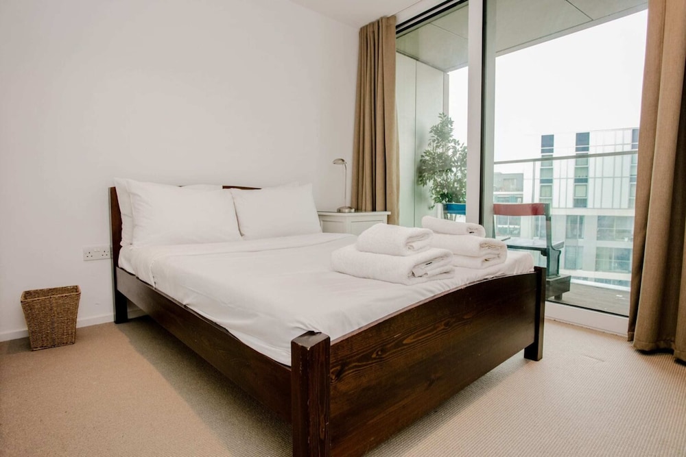Modern 1 Bedroom Flat in Wandsworth
