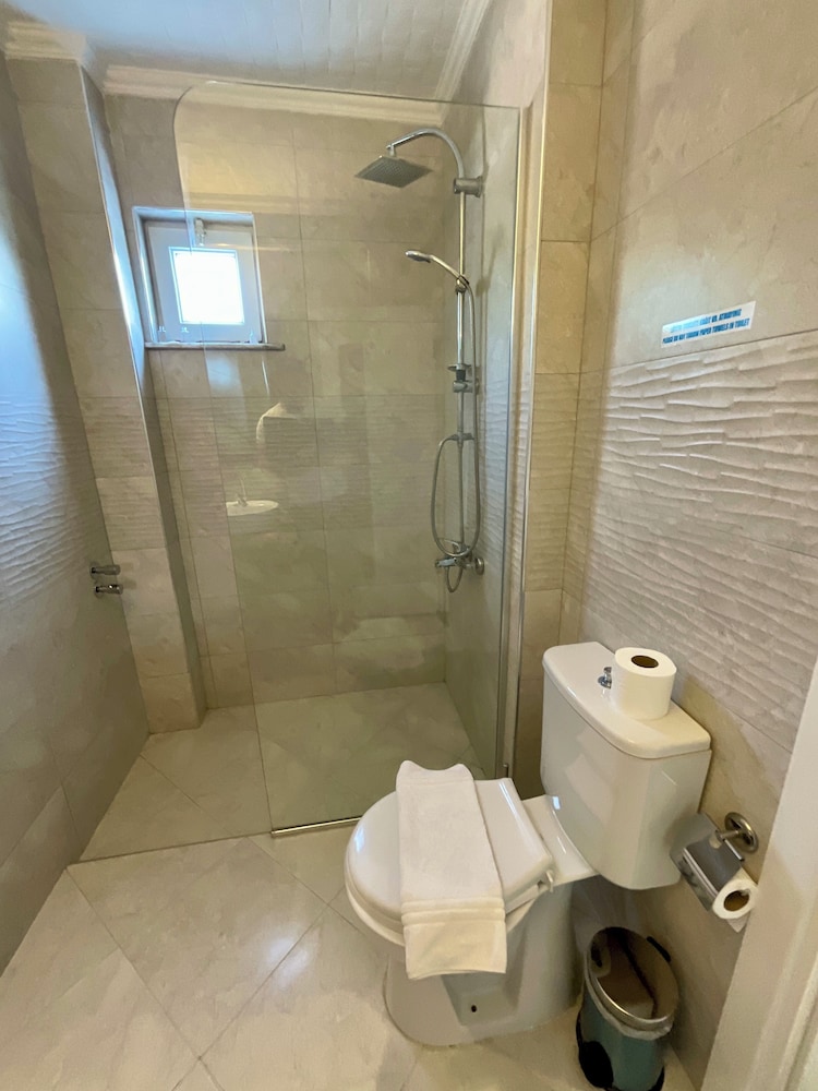 Gunes Otel & Daireler - Image 38