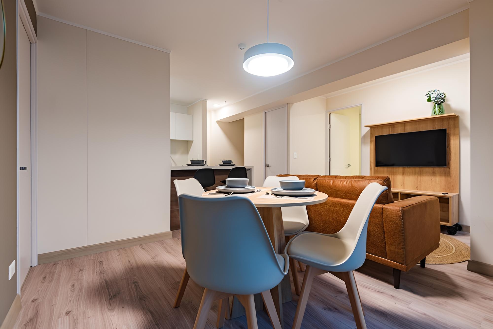 Trendy Host Alta San Isidro view 5