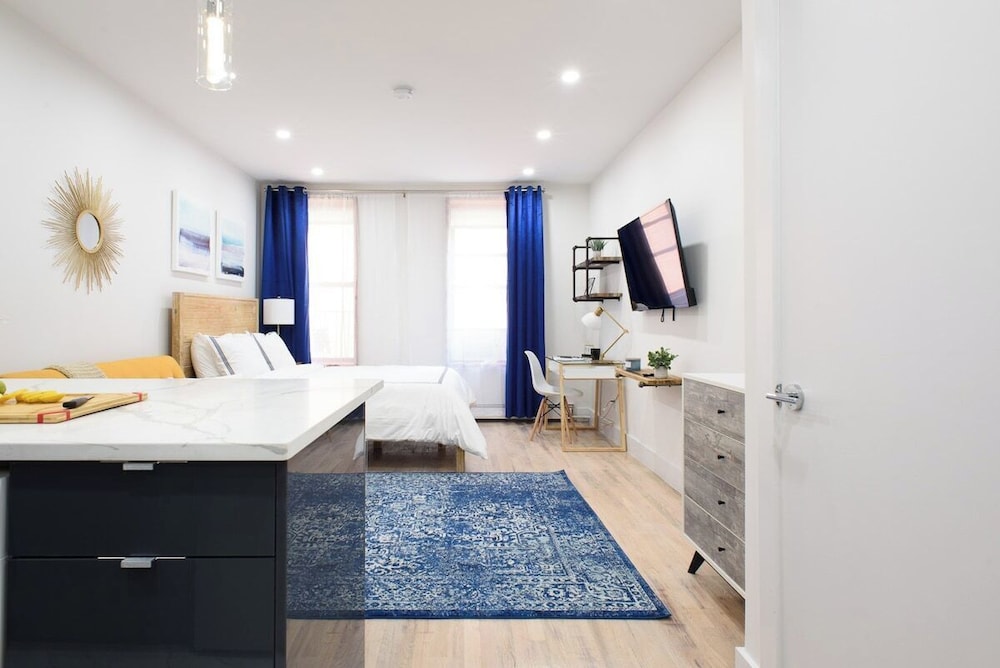 1597 New York Apt