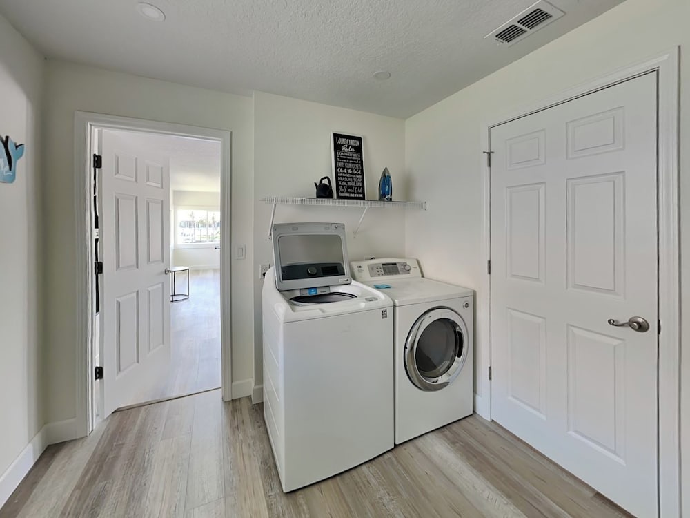 Dolphin View Oasis by Distinctive Beach Rentals