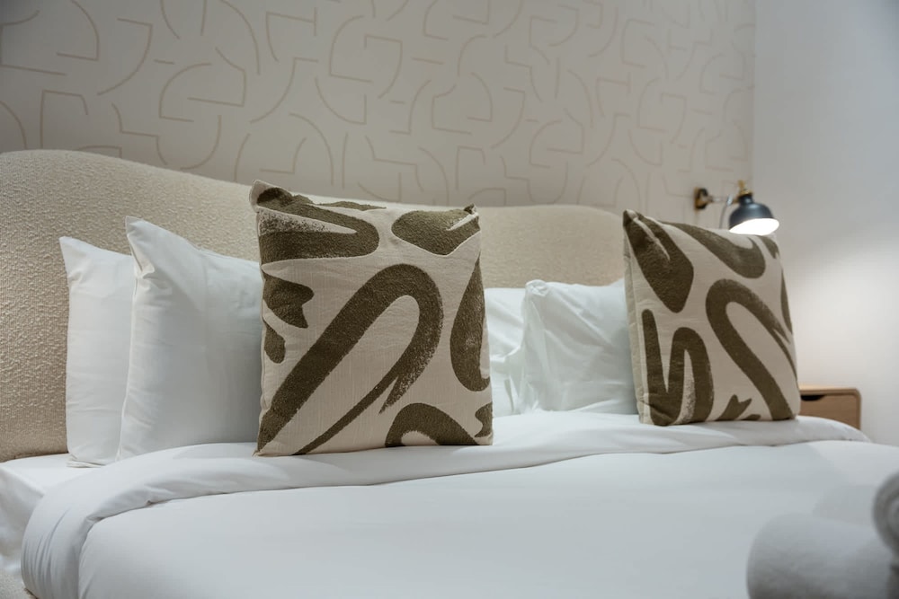 Luxurious 2-bedroom Apartment Perfect for Families in Dubai Marina