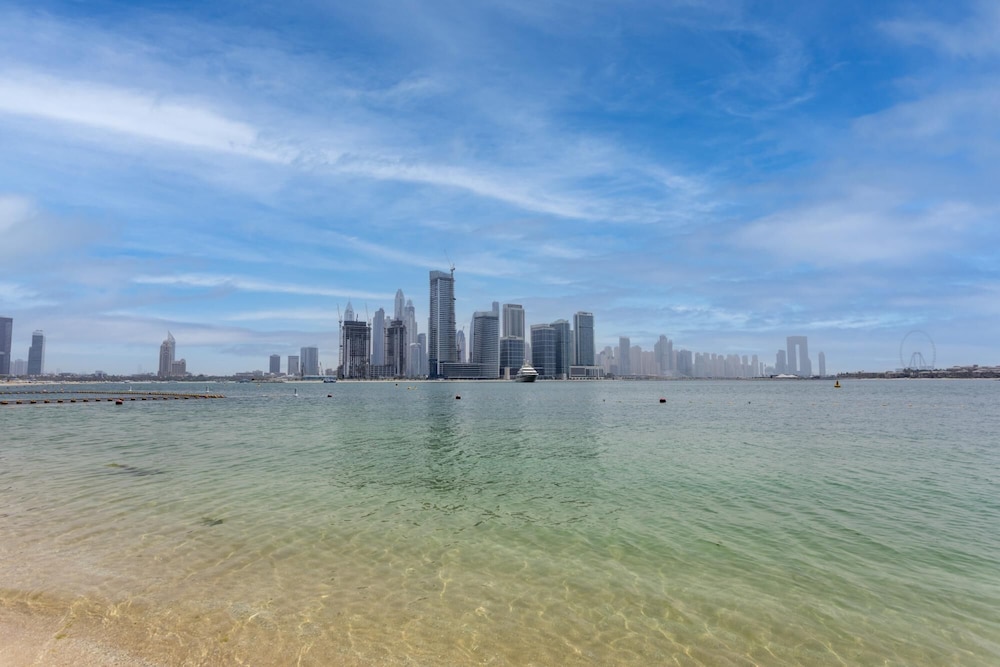 Signature Studio W Full Sea View on Palm Jumeirah