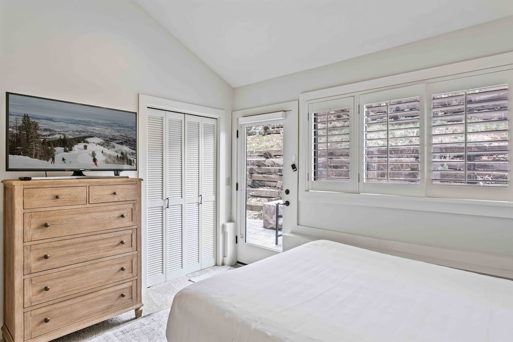 1733 - Daystar Three Bedroom with Spa 3 Condo