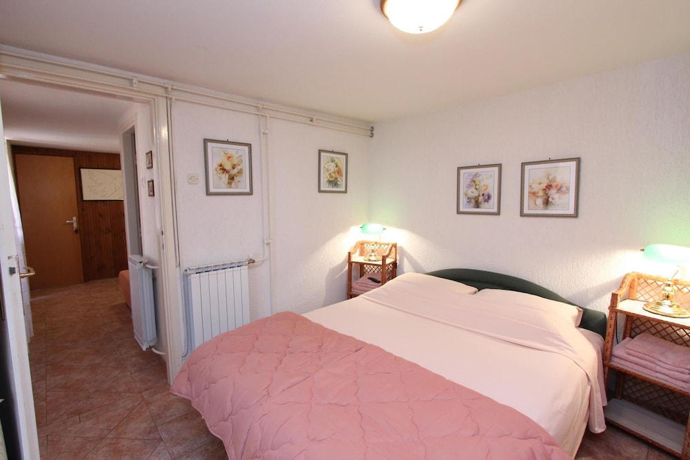 Apartments Villa Lucu view 5