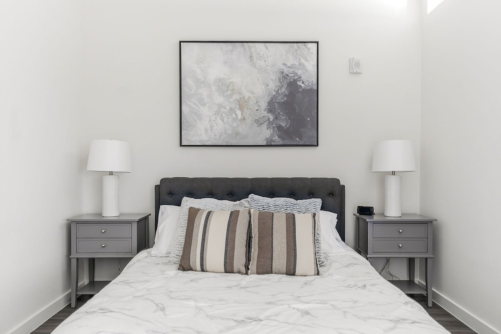 Downtown Modern Bungalow