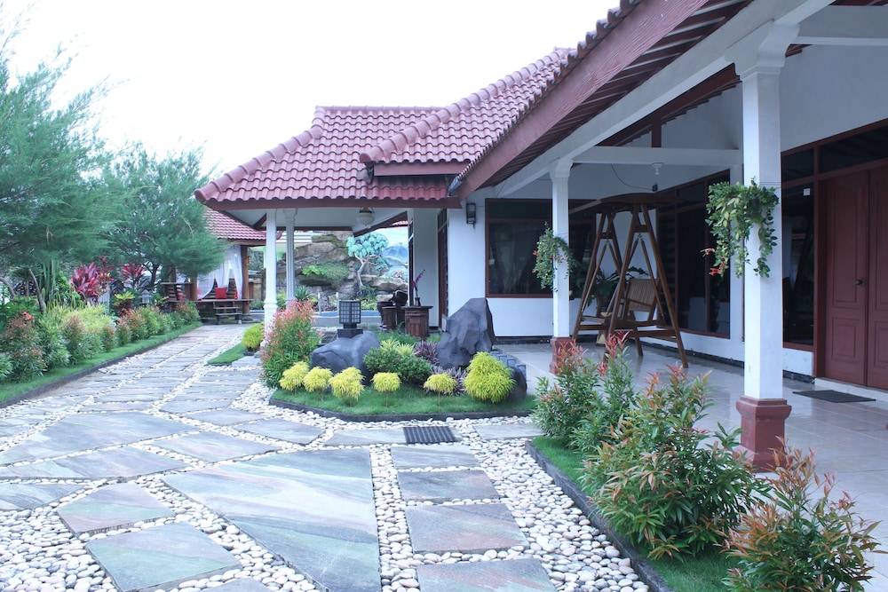 Marry Ind Vila & Guest House Gunung Kawi Malang