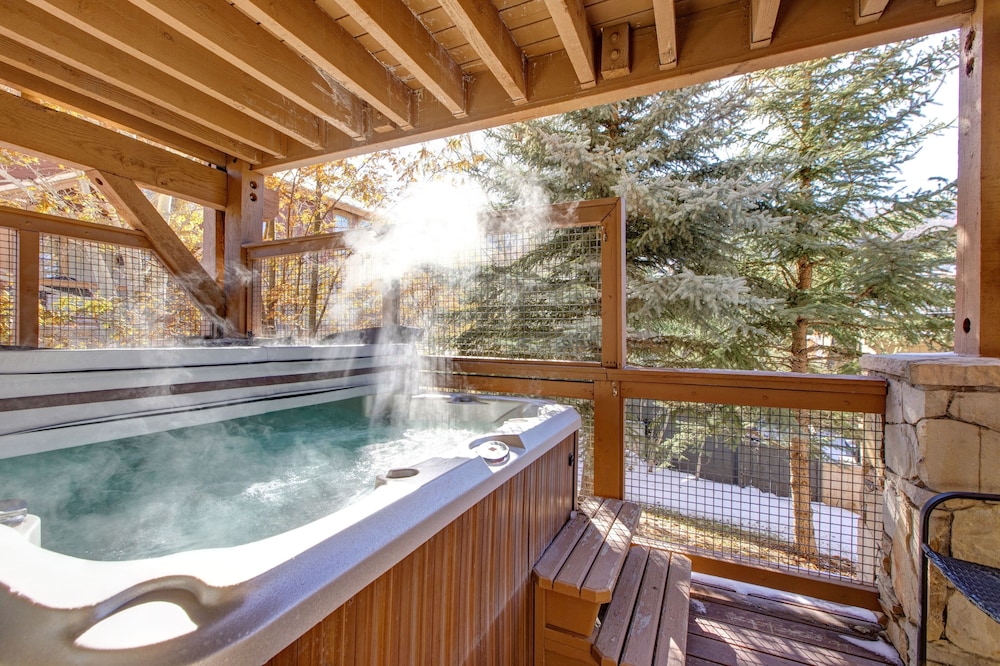 Park City Ski Resort - Town Pointe Condos