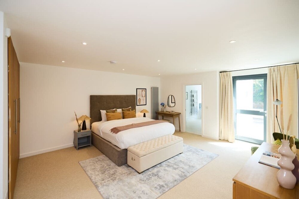 The Putney Wonder - Dazzling 3bdr Flat With Garden