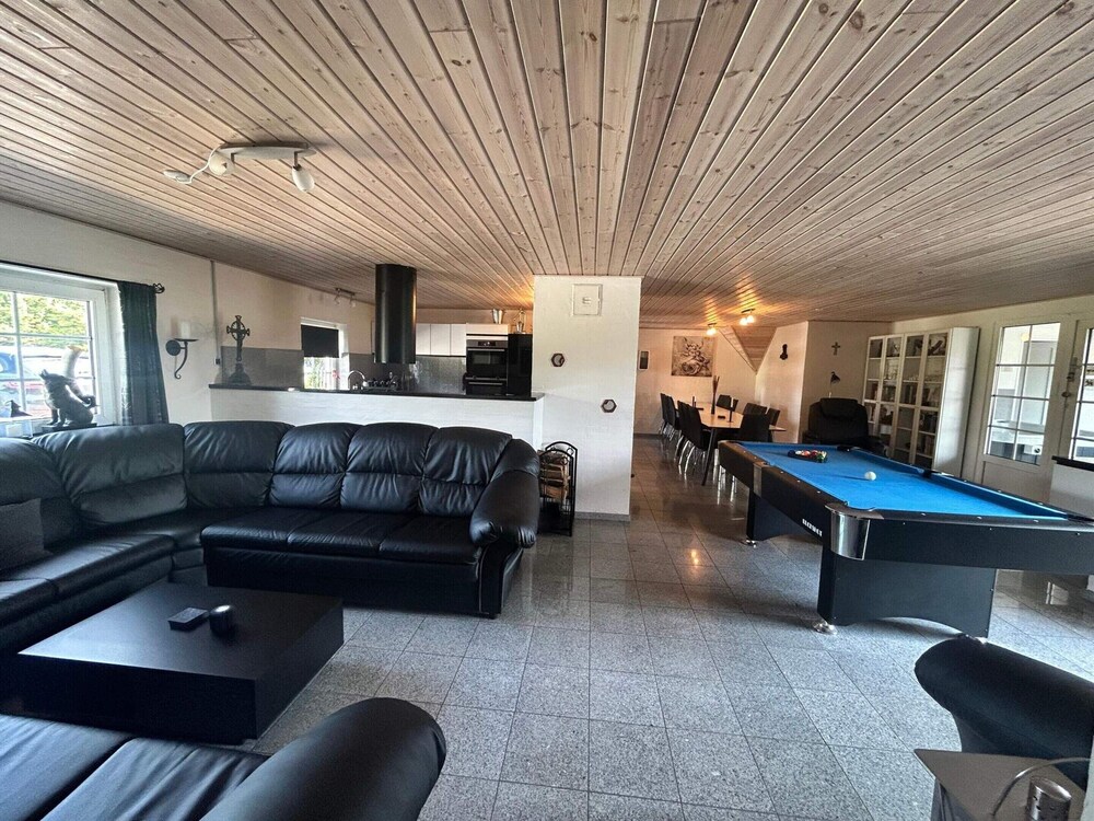 Photo 32