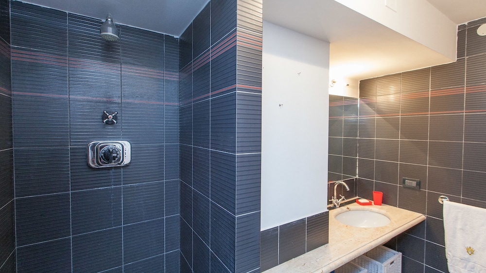 Rental in Rome Crociferi 2