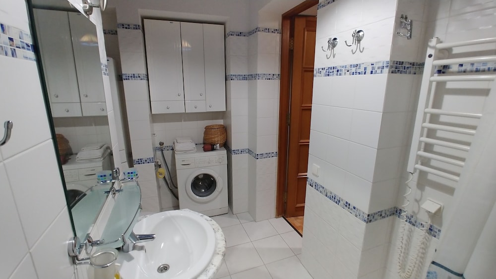 Kyiv Apartments