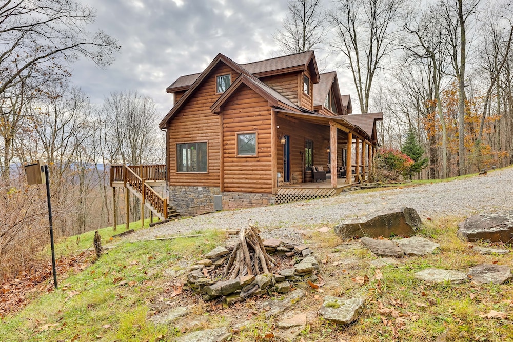 Game Room, Deck + Views: Idyllic Slaty Fork Cabin view 3