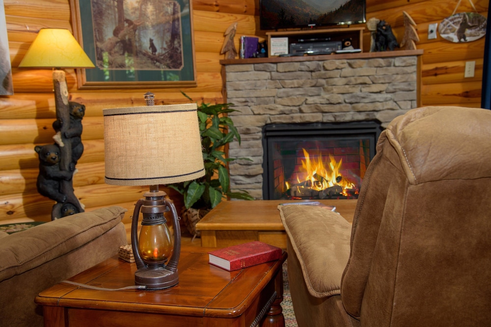 Bear Dance 1 Bedroom Cabin