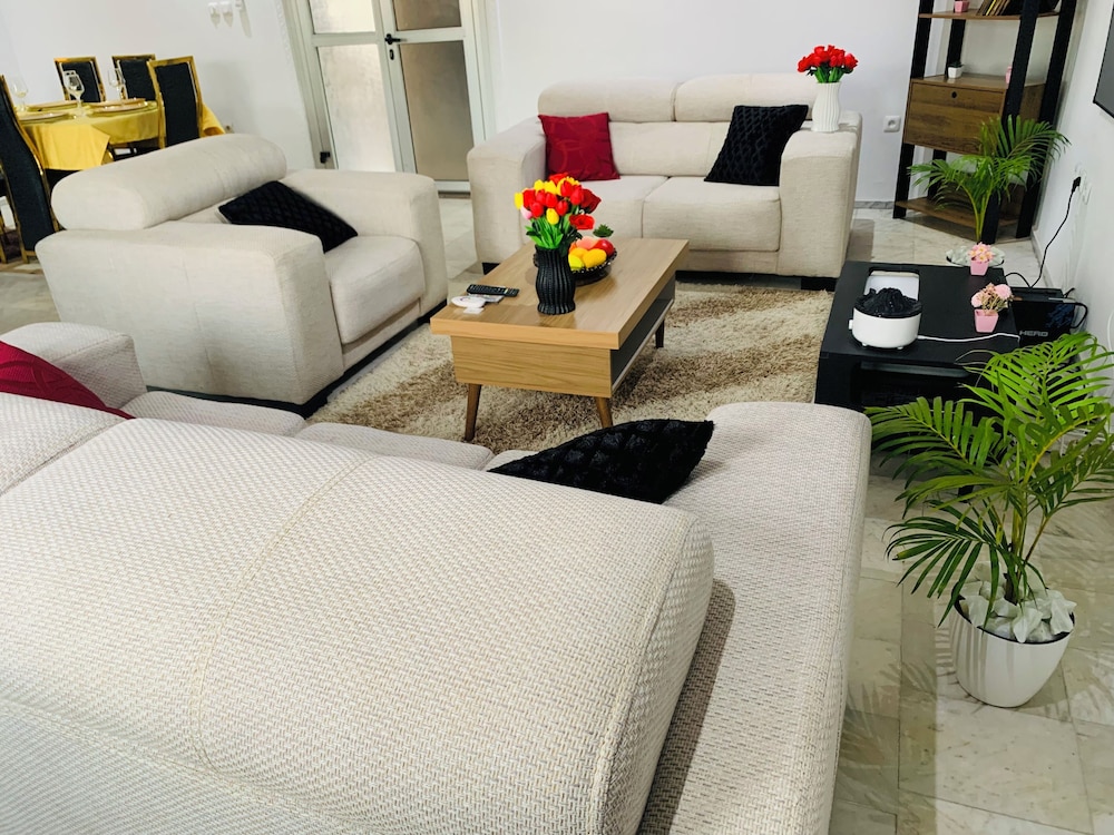 The Penthouse Essentials