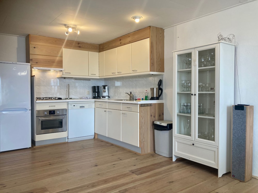 Chalet Valentina With Sauna by the Lauwersmeer view 5