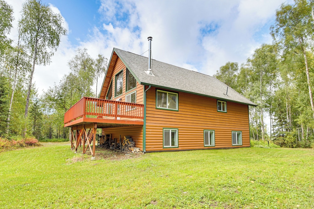 Spacious & Scenic Wasilla Getaway Near Adventures