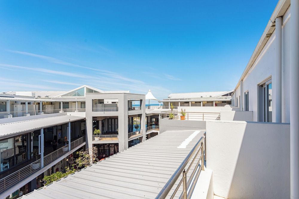 Seaside Village J9 by CTHA