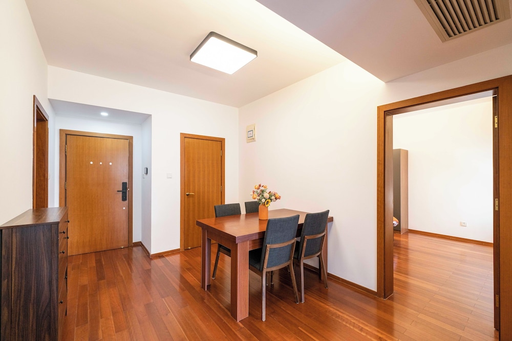 Tyms 2BR APT Hongqiao Bella Vita