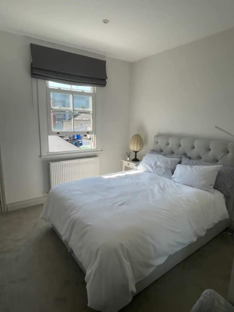 Stylish & Bright 3BD Flat With Balcony - Fulham