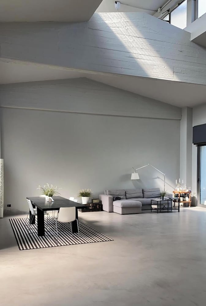 Loft Navigli with Private Garden