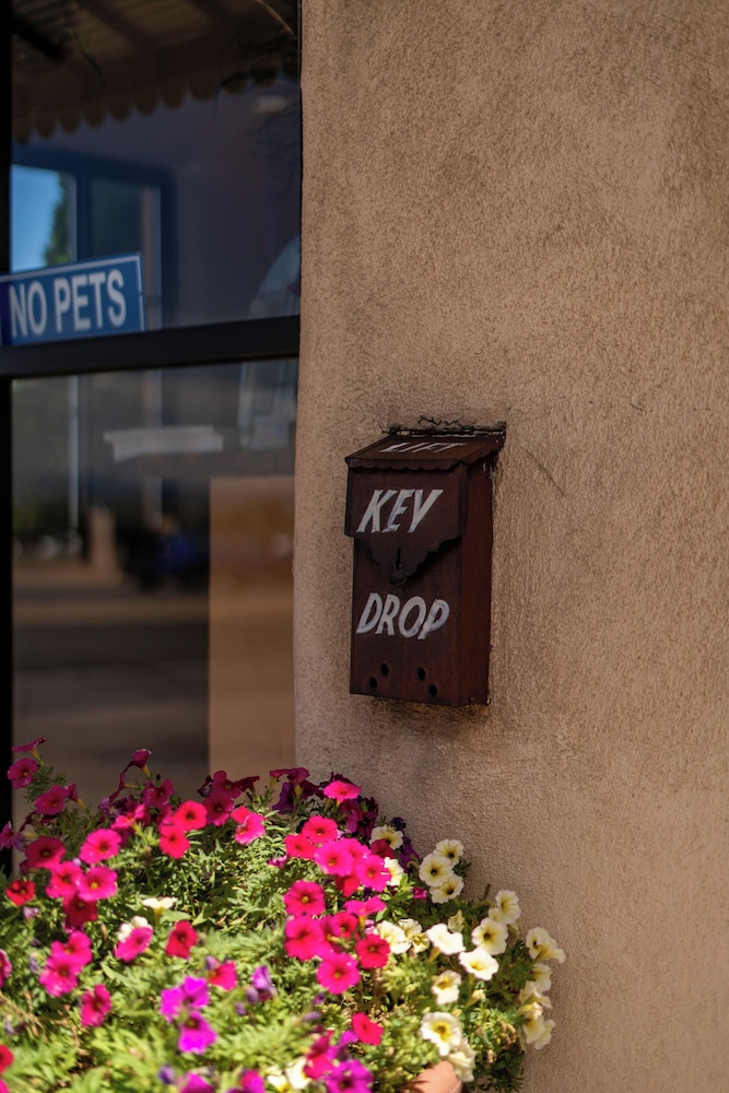 Santa Fe Vacations - King's Rest Court Inn - Property Image 75